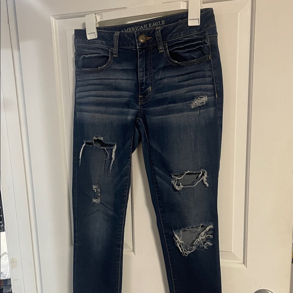 American Eagle Outfitters Women's Dark Blue Distressed Skinny Jeans